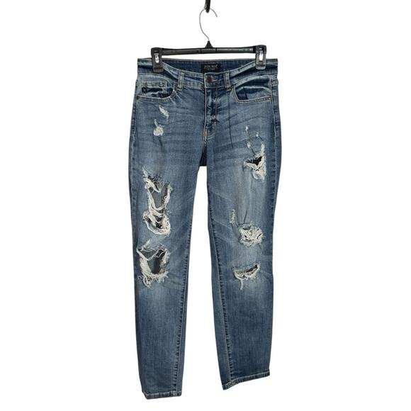 Judy Blue Hi-Rise Destroyed Boyfriend Jeans Size 5/27 | Light Wash Distressed - Picture 3 of 12
